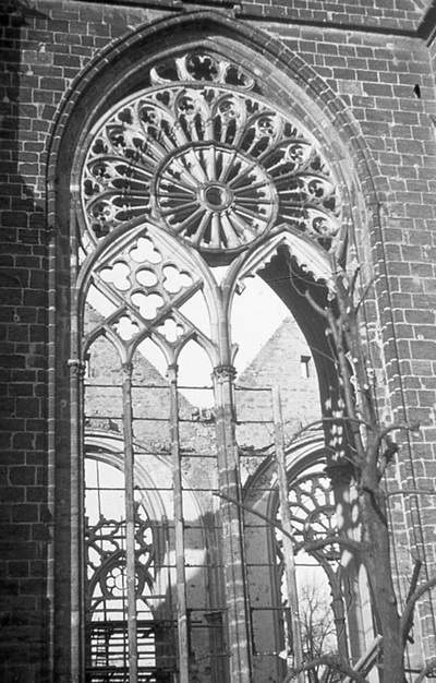Domschatz-App_Zerstoerung-Dom-Minden_1945_003